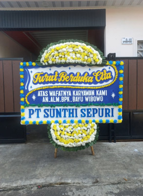 Papan Bunga Duka di Kibing